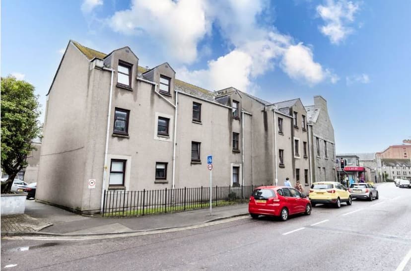 Image 1: Studio Maisonette to rent