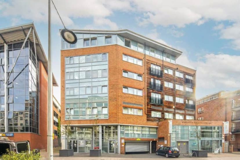 Image 1:1 bedroom Apartment or flat to rent