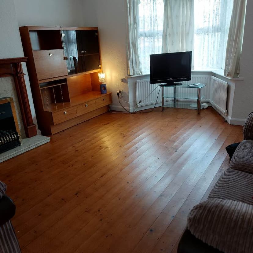 Image 2:2 bedroom Semi-detached house to rent