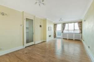 Image 3:2 bedroom Apartment or flat to rent