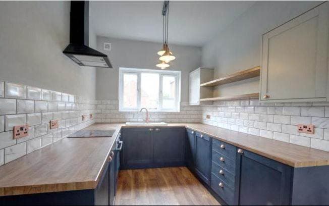 Image 2:2 bedroom Bungalow to rent