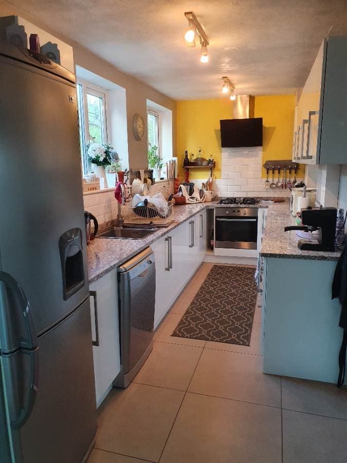 Image 2:3 bedroom Semi-detached house to rent