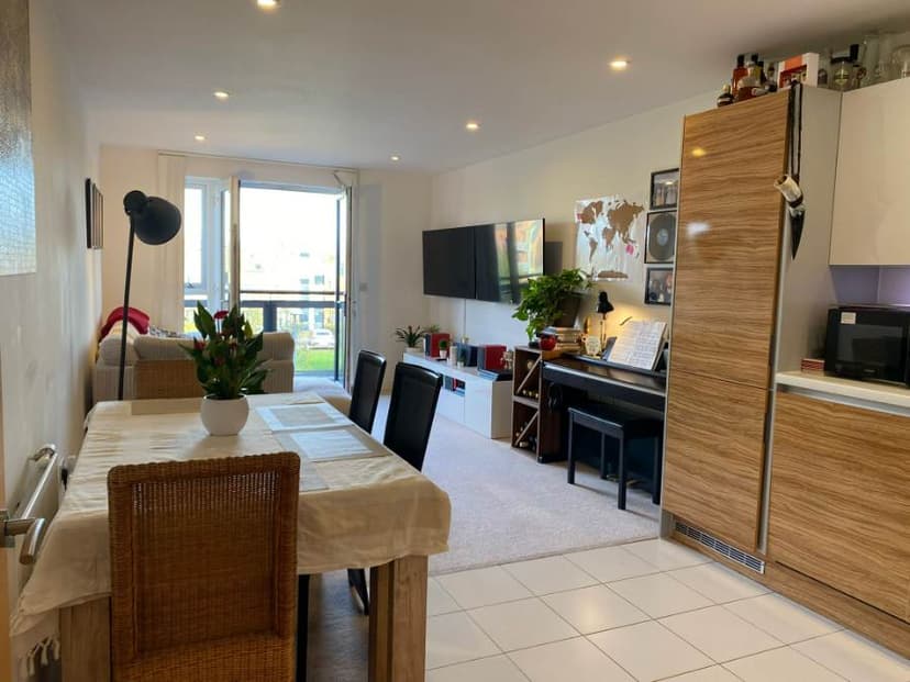 Image 3:2 bedroom Apartment or flat to rent