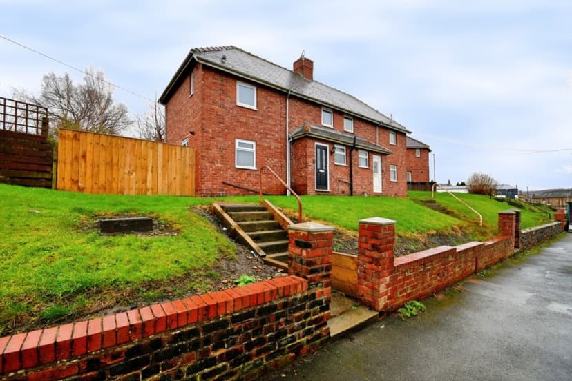 Image 1:2 bedroom Semi-detached house to rent