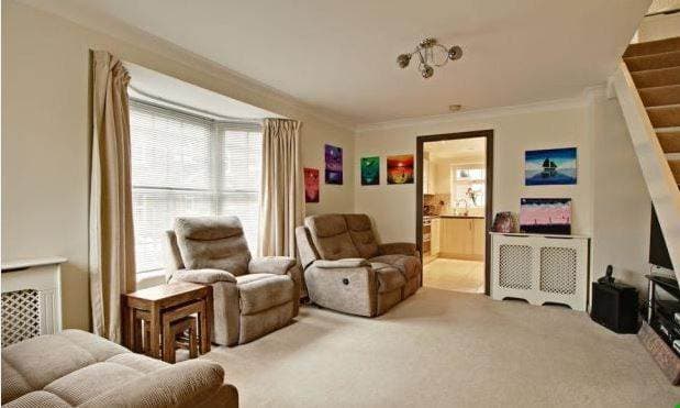 Image 2:2 bedroom Semi-detached house to rent