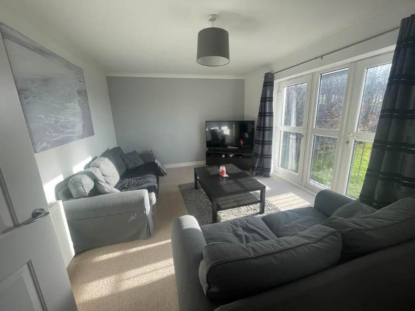 Image 3:2 bedroom Flat to rent