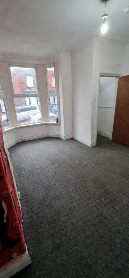 Image 2:4 bedroom Terraced house to rent