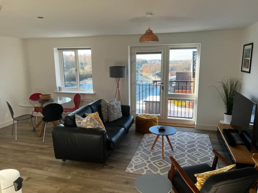 Image 3:2 bedroom Apartment or flat to rent