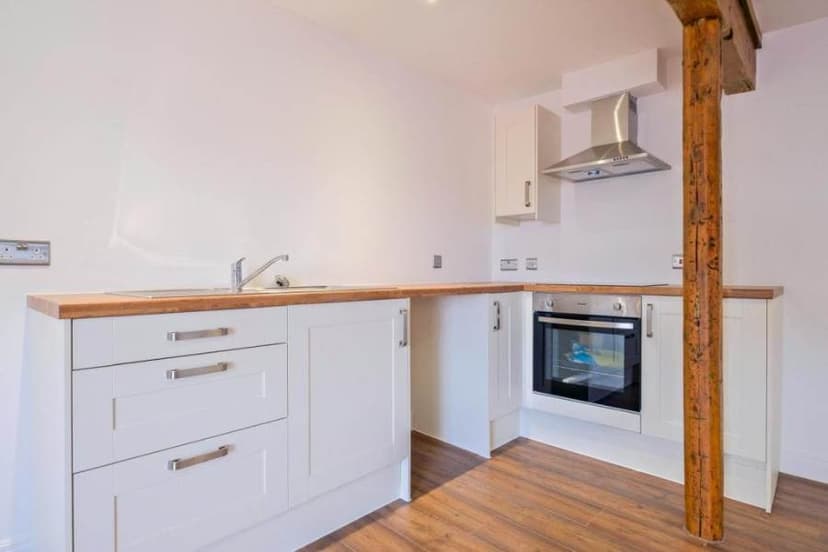 Image 1:2 bedroom Penthouse to rent