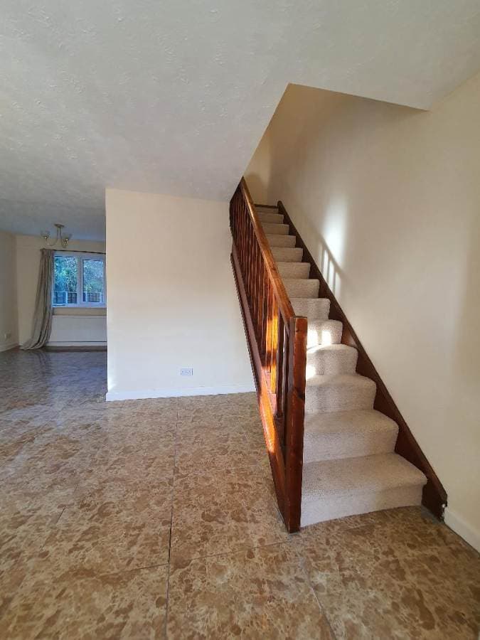 Image 2:3 bedroom Semi-detached house to rent