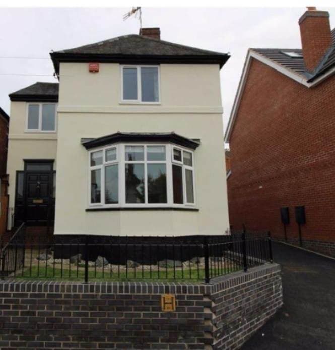 Image 1:4 bedroom Detached house to rent