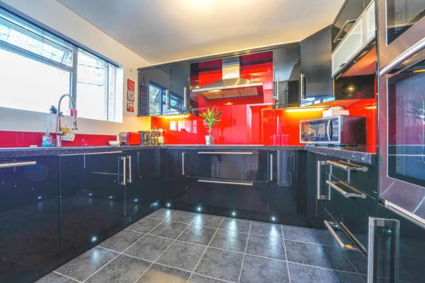 Image 1:3 bedroom Terraced house to rent