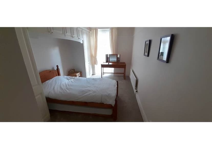 Image 2:2 bedroom Flat to rent