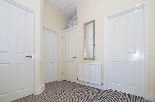 Image 2:2 bedroom Flat to rent