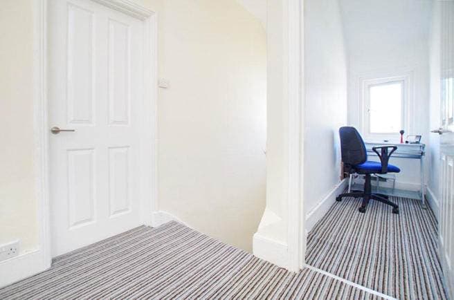 Image 3:2 bedroom Flat to rent