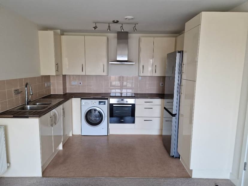 Image 3:2 bedroom Apartment or flat to rent