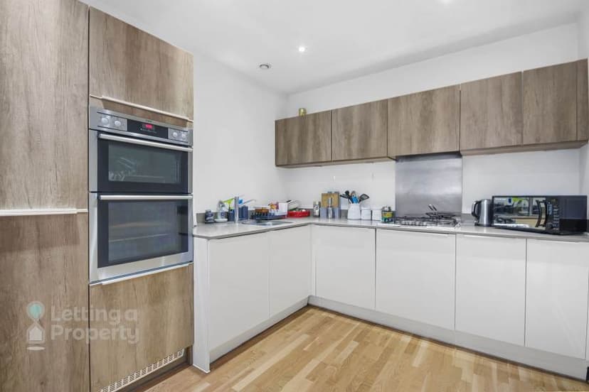 Image 3:3 bedroom Semi-detached house to rent