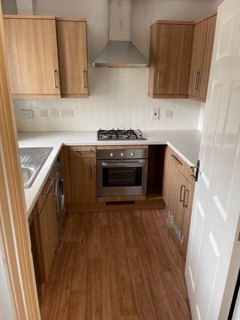 Image 1:4 bedroom Townhouse to rent