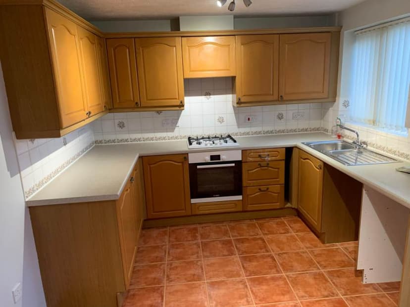 Image 3:3 bedroom Link-detached house to rent