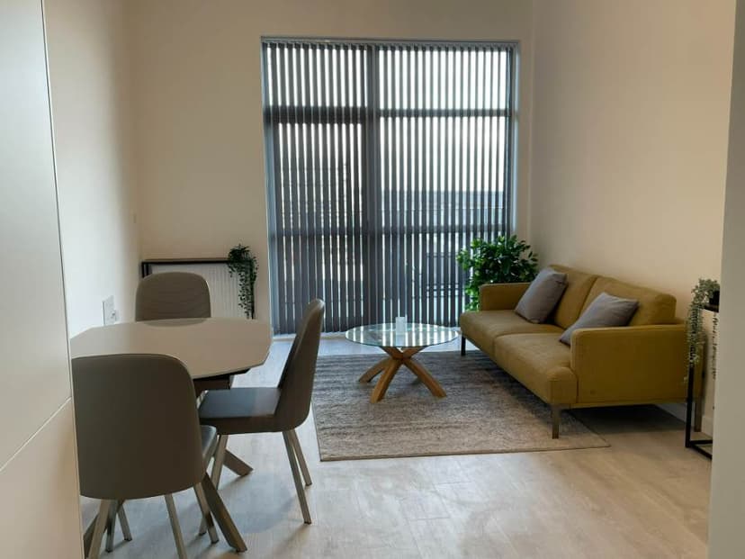 Image 2:1 bedroom Apartment or flat to rent