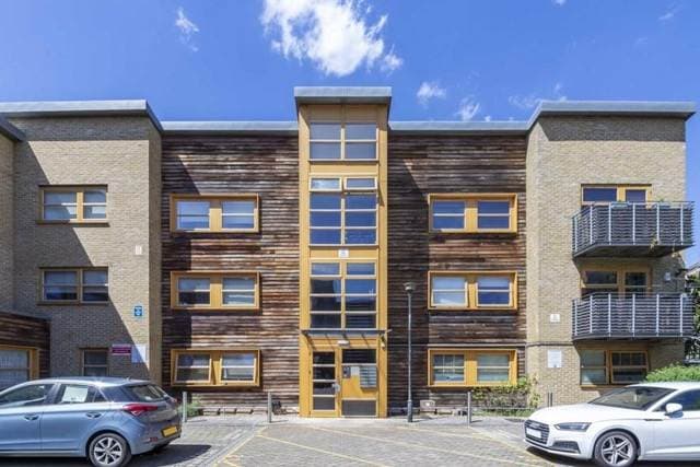 Image 1:2 bedroom Apartment or flat to rent