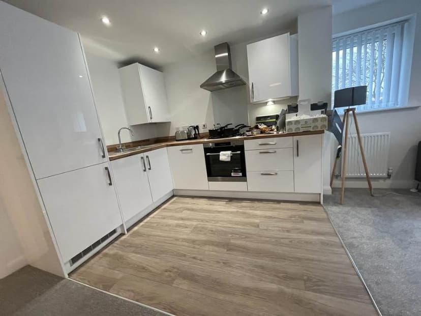 Image 1:1 bedroom Apartment or flat to rent