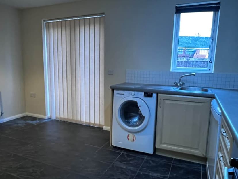 Image 3:3 bedroom End-of-terrace house to rent