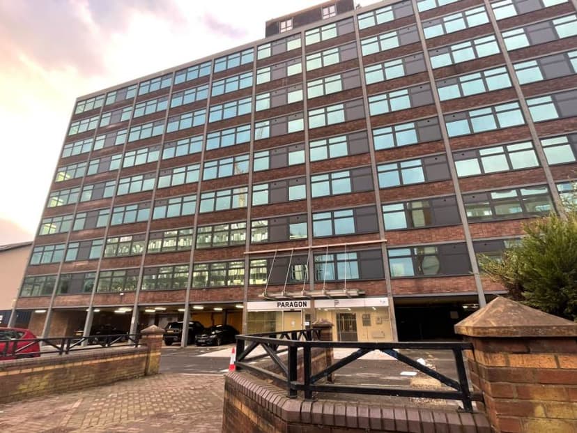 Image 1:1 bedroom Flat to rent