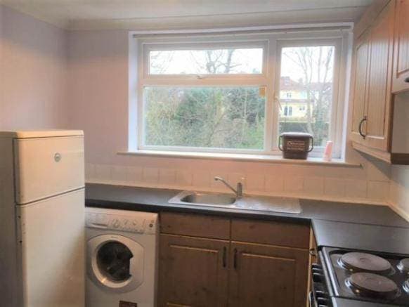 Image 3:1 bedroom Ground floor flat to rent