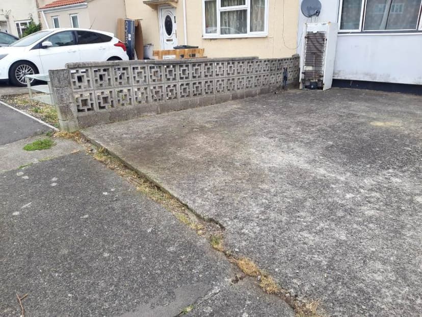 Image 2:3 bedroom End-of-terrace house to rent