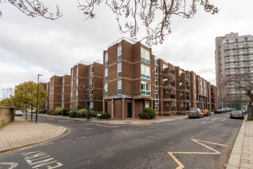 Image 1:2 bedroom Apartment or flat to rent