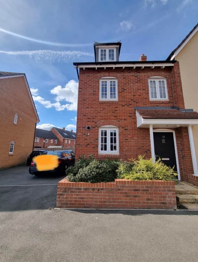 Image 1:3 bedroom Semi-detached house to rent