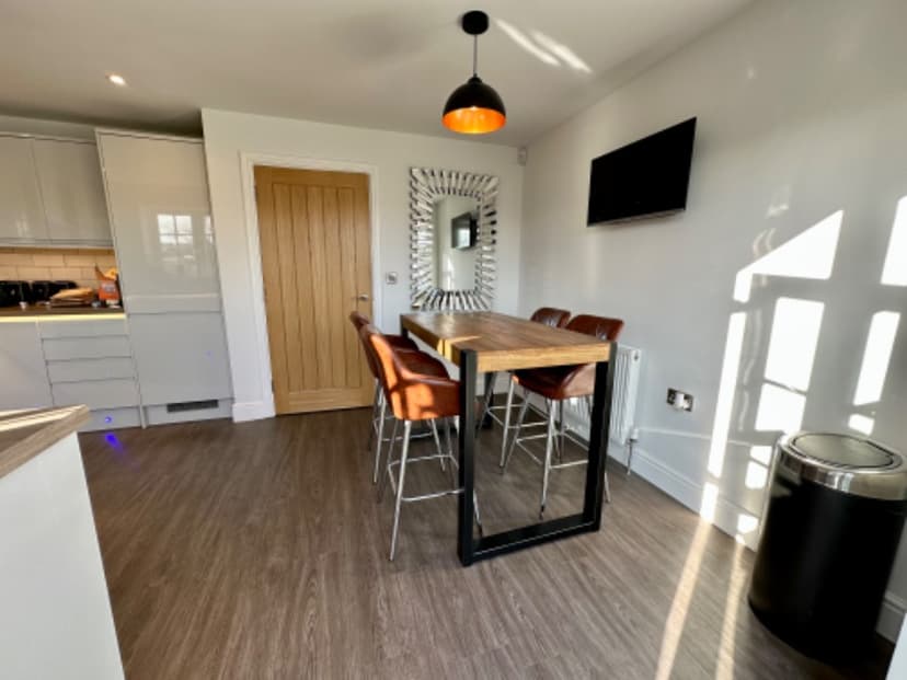 Image 3:3 bedroom Semi-detached house to rent