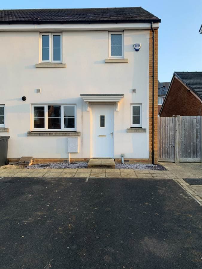 Image 1:3 bedroom Semi-detached house to rent