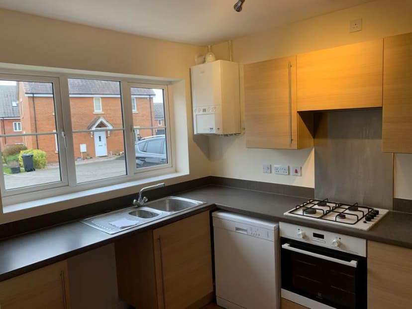 Image 3:3 bedroom Semi-detached house to rent