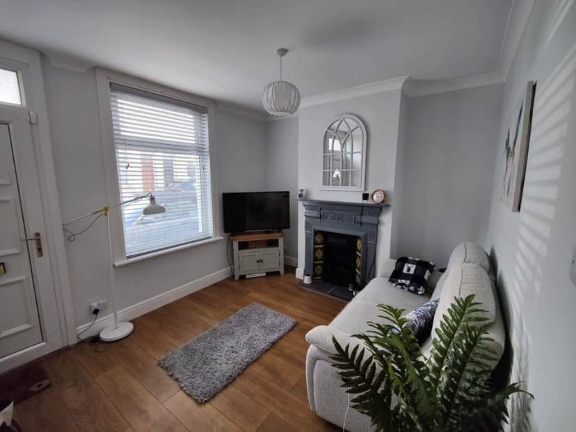 Image 1:3 bedroom Terraced house to rent