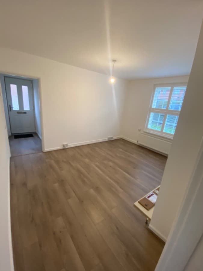 Image 1:1 bedroom Ground floor maisonette to rent