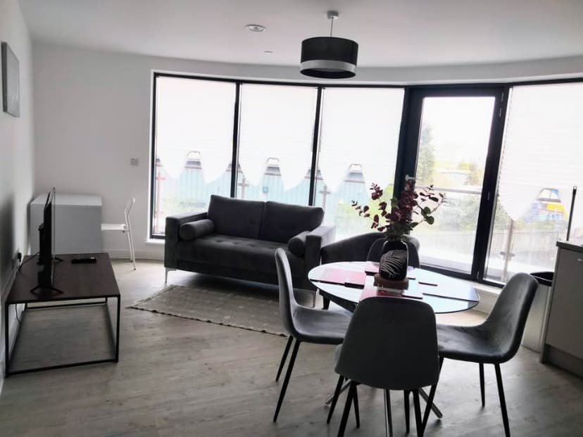 Image 2:1 bedroom Apartment or flat to rent