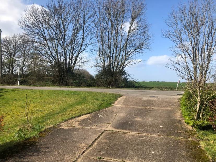 Image 2:2 bedroom Detached bungalow to rent