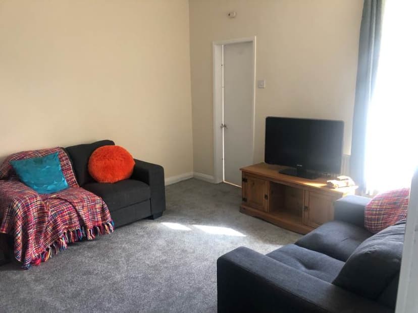 Image 3:2 bedroom Detached bungalow to rent