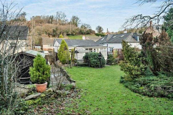 Image 1:1 bedroom Bungalow to rent