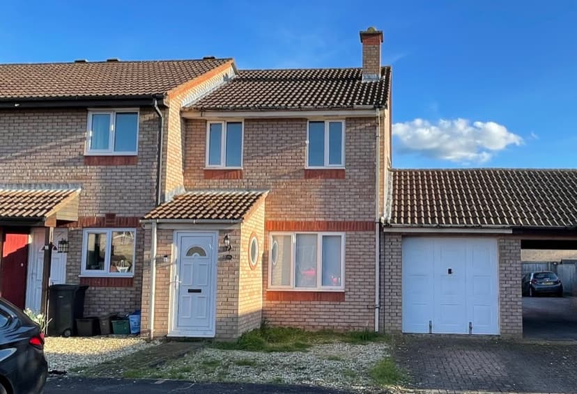 Image 1:3 bedroom End-of-terrace house to rent