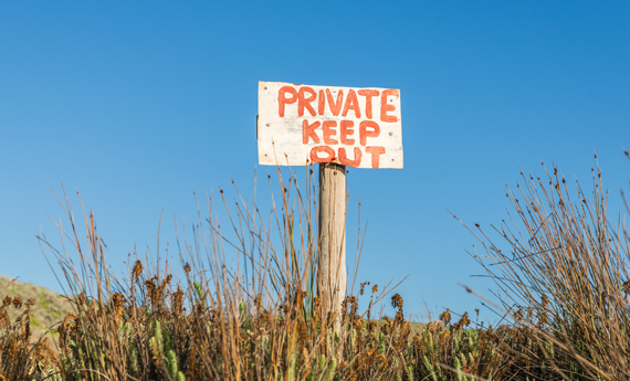 Sign showing landlord not to enter property without permission from the tenant